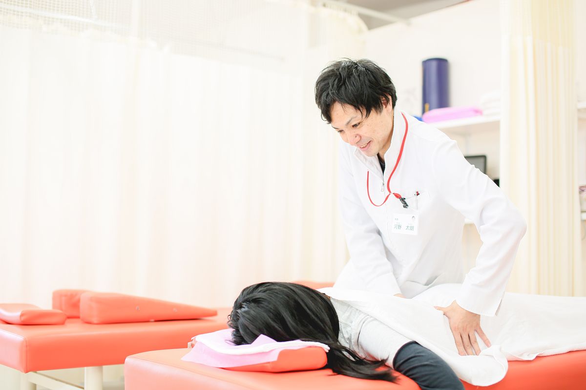 施術・アドバイス風景